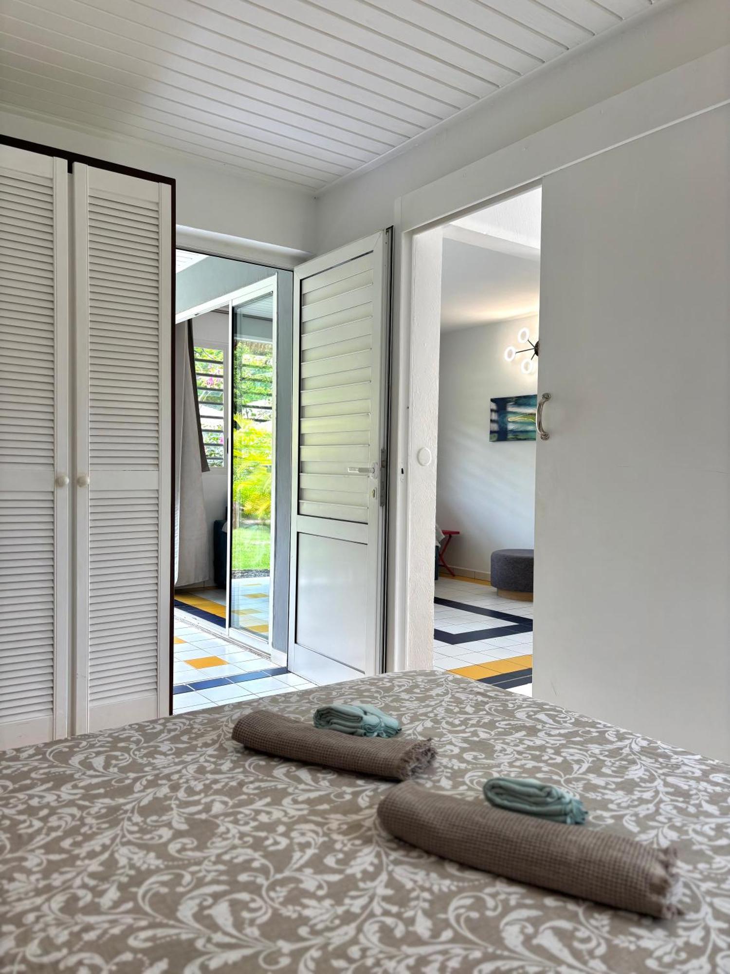 La Ruche De Maia - Blue Dream Beach - Piscine - Jardin - Plage Grand-Bourg  Exterior foto