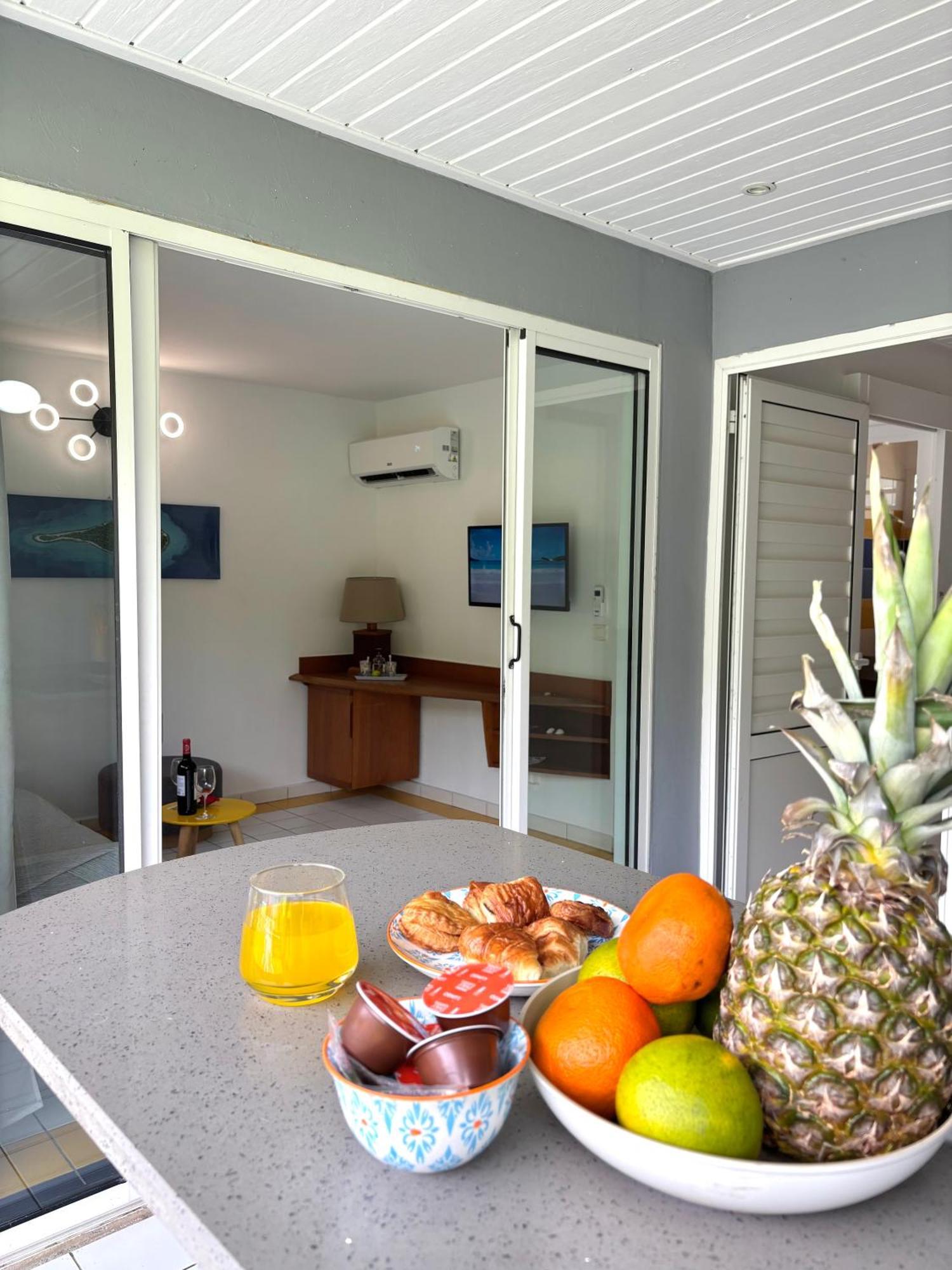 La Ruche De Maia - Blue Dream Beach - Piscine - Jardin - Plage Grand-Bourg  Exterior foto